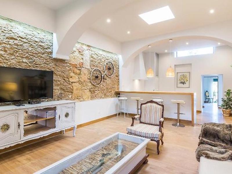 1A16932DA8335E6805E3C9EC175416CA