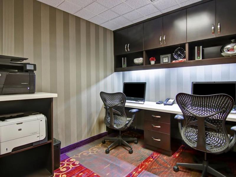 FD8FF700B8A89BAF536854E2B61608C3