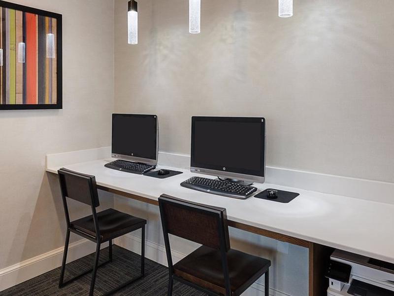 D7C2070B6695D98EB493DD43C12506FC