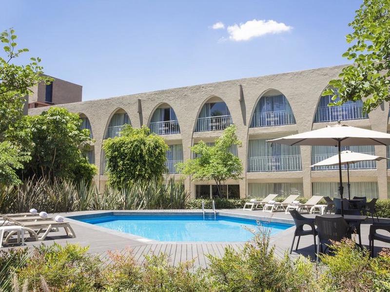 AA761BD38112D9317F449EFD4D046FF8