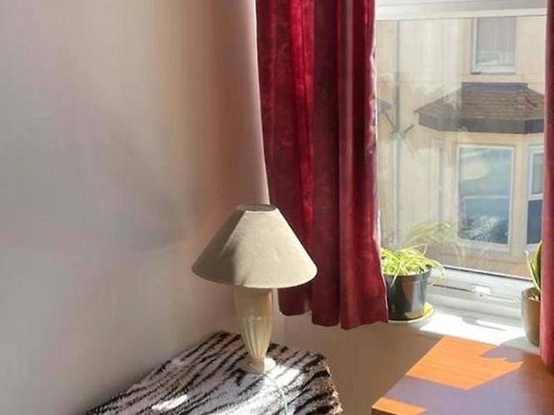 12F206C380E75F3A4C16E6031A715FCF