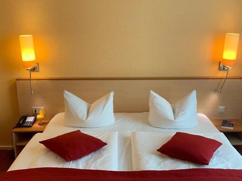 F3297752FD9E879D1F2F58B1A4286264