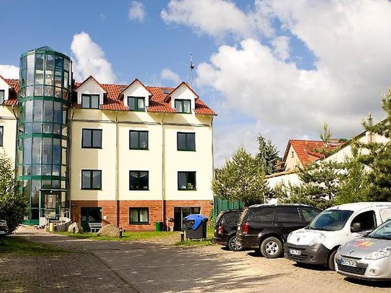 E38ED31BB3C424F57A3096F6D6DEC5C4