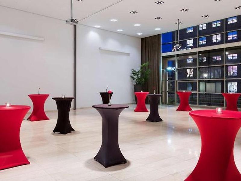 1B55842CA1A39430450E3AFDE67C5301