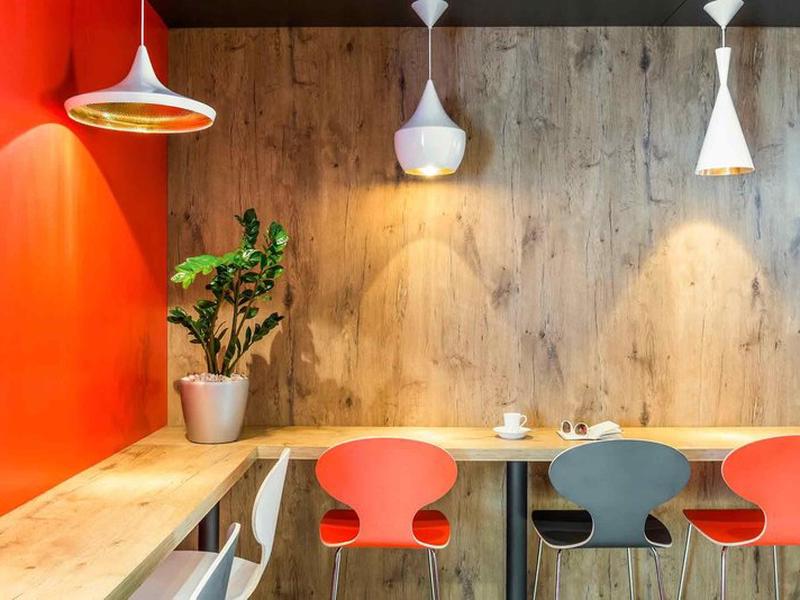 AE5B3A1F9C37EA8C540A02693C8E87C0