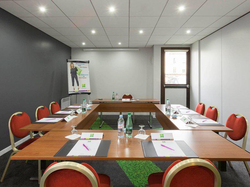 EFE90534311C82FB493A489E64FEA15A