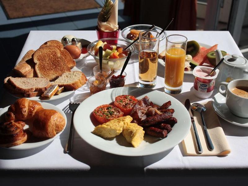 7F9C0BD6F618DC1E5A5370EEBFAAC523