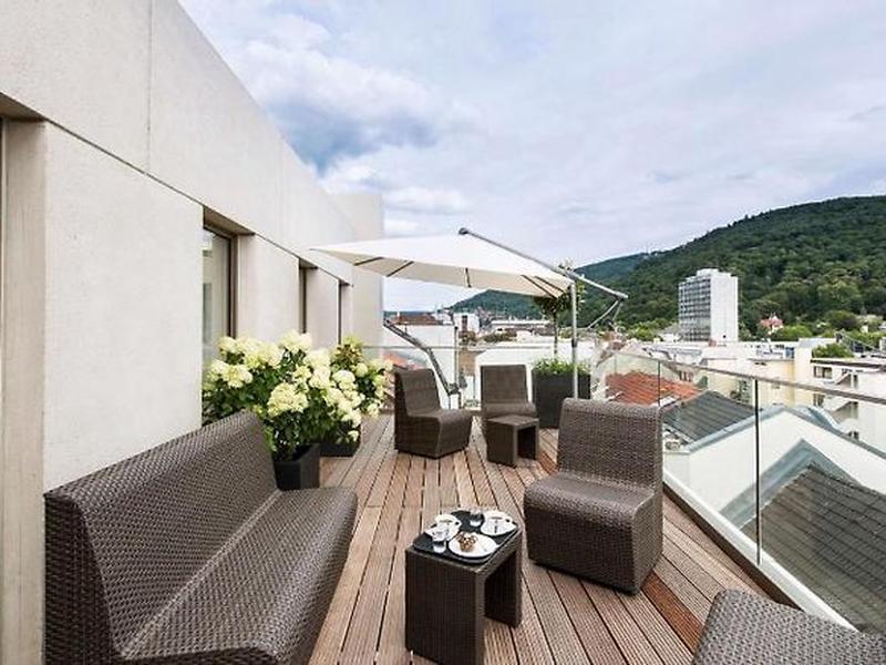 16E380C12A244295356C2E538CF51B27