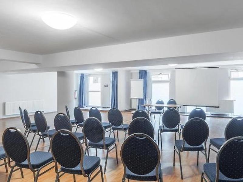 A4C7FD72A6028E4FF8B539F3D719AE99