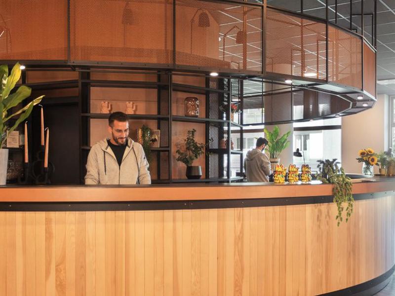 BAD9D965FB97B7DFDB22A7E98F75564F