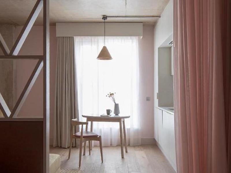 13B6A94277D3D616E770618AF672915C