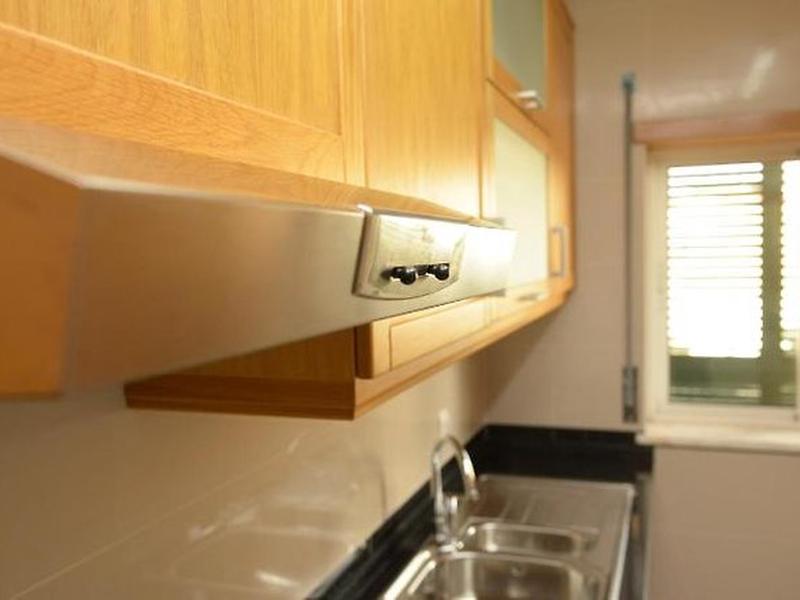 7B1E6D5EE8C97DE099898DF7AAC4B2C5