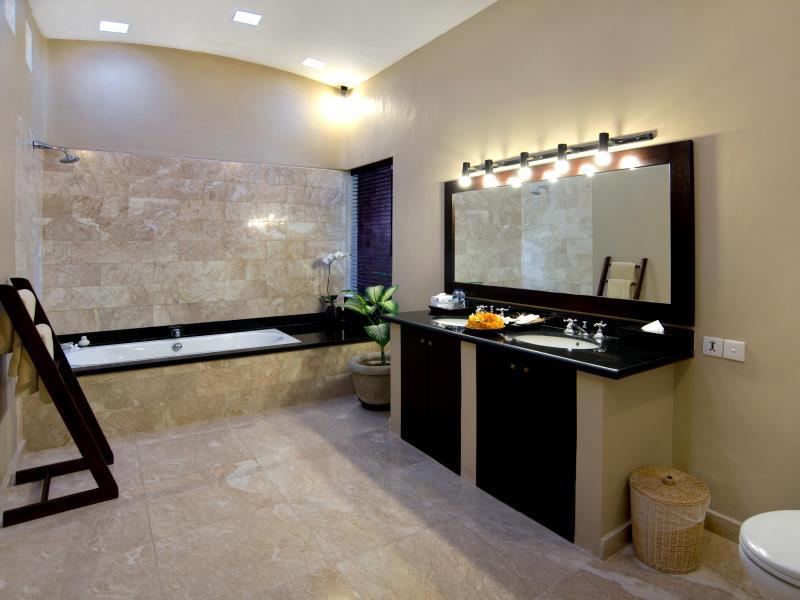 A3A7F1F928A8F224A42BBC3C6F5A9185