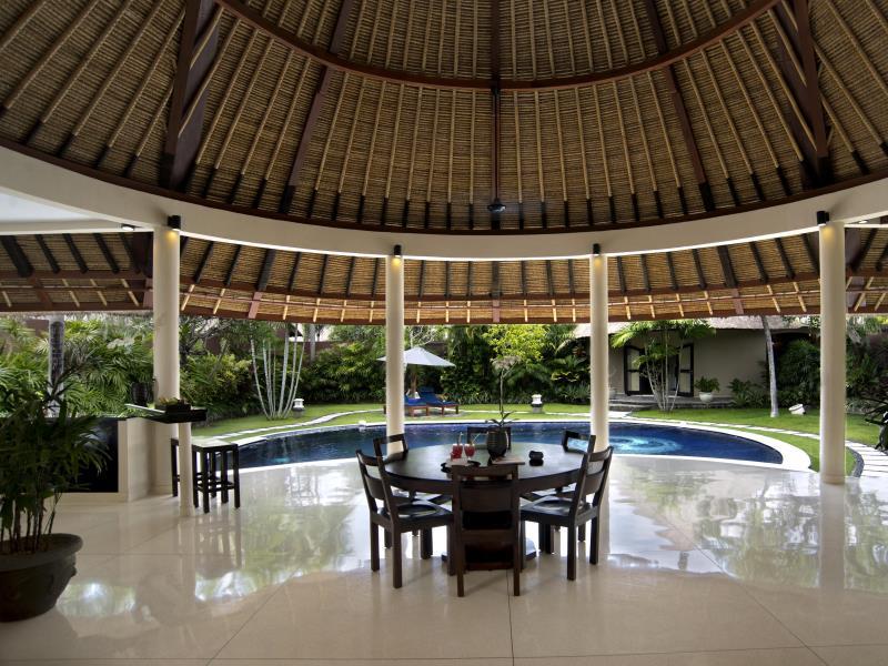 A68FC80F04BF4528B7945AE9AF5E4A8C