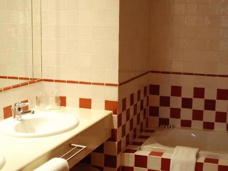 CBBC18FF2F7E3ADD1941704CA84F10CB