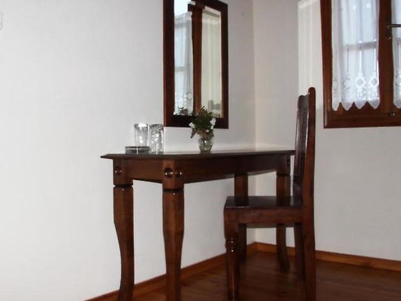 FFFFC13C5A2B79901CF17771E0641911