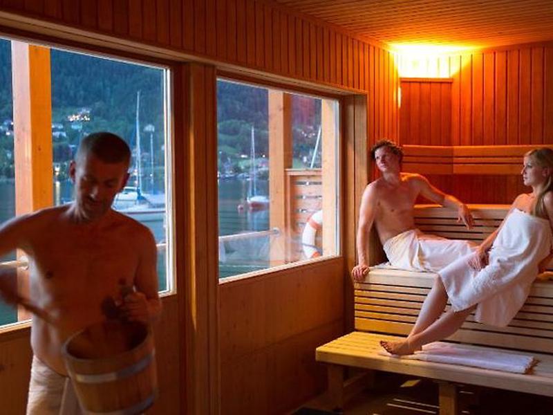 7CE25D61C0DF8775F51DE1E88A702CC9