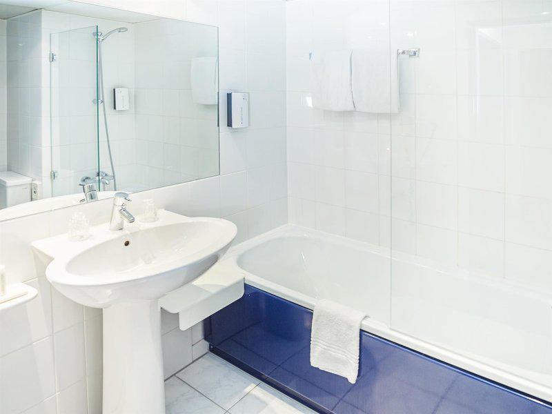 9691ABBDD944388E4AB04D300A15DD39