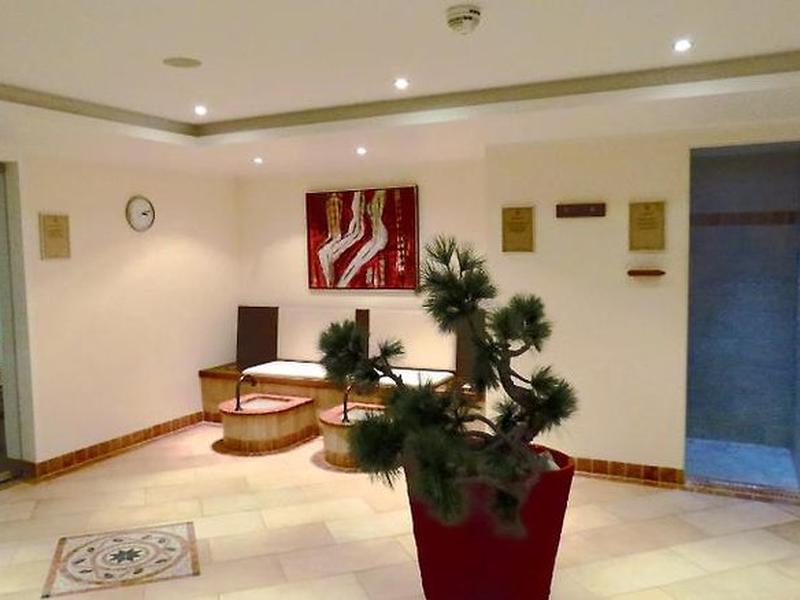 210DB11CCE4B40E8494C5AE3CEF11BBF