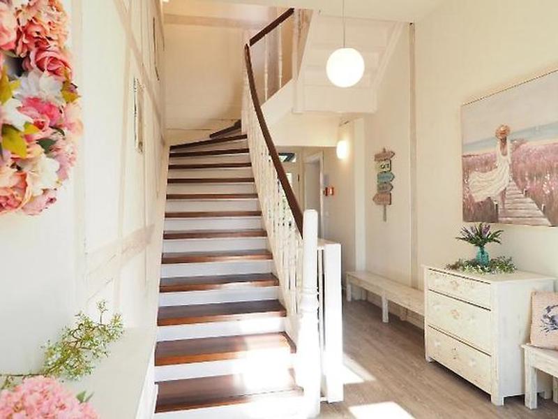 3BC93E91C671B128A756CD550D12AE17