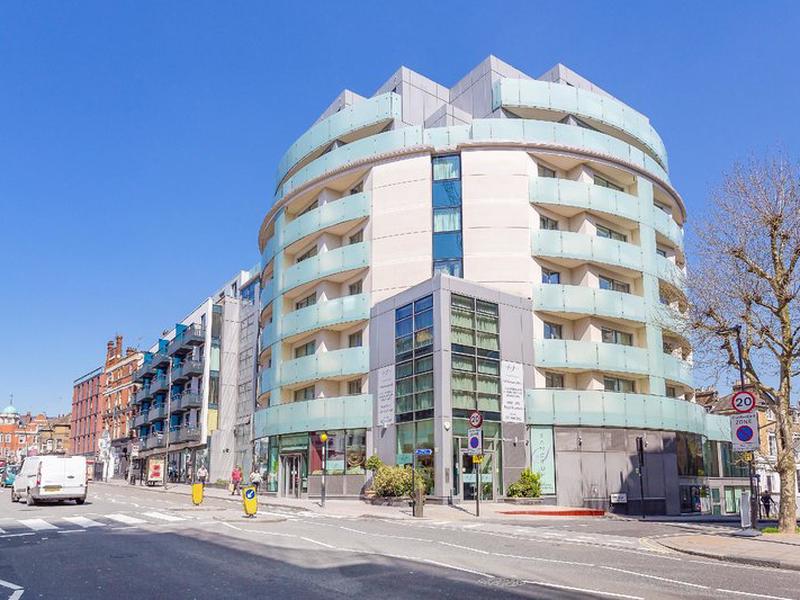 325DC48B14AAC825211C83923E4B2276