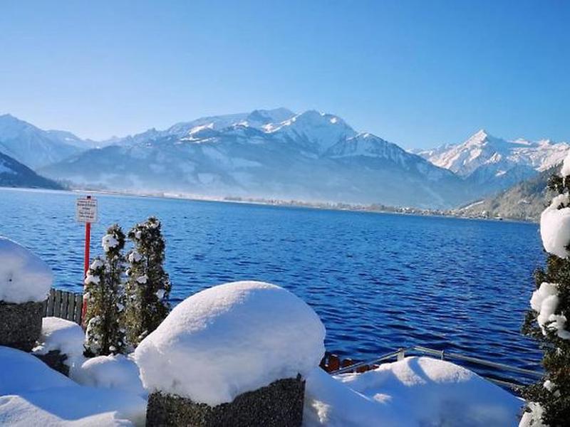 3B18751091E3F8E58BD74E62D73A7764