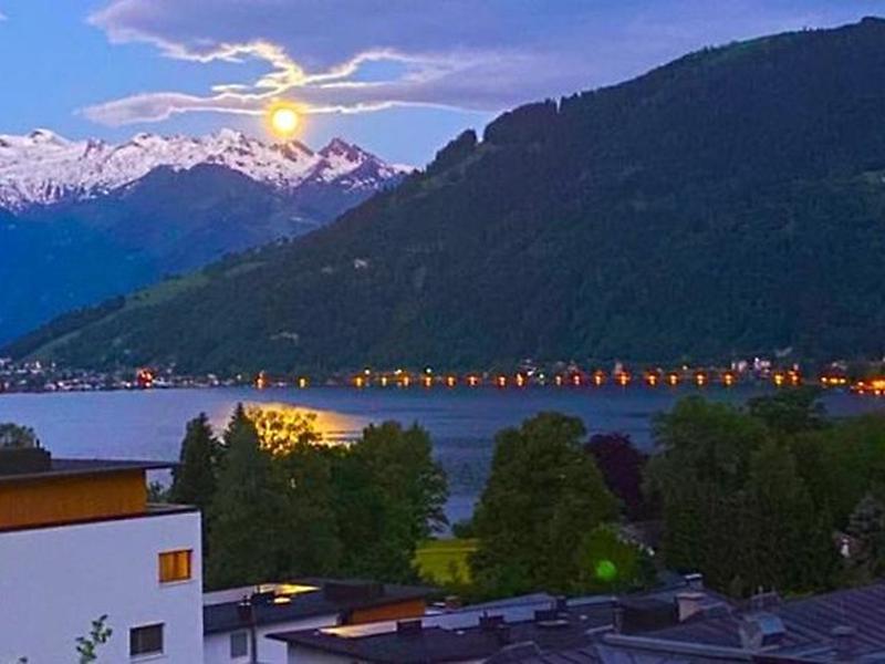 A015724F03374BB16017E0DA867C6407