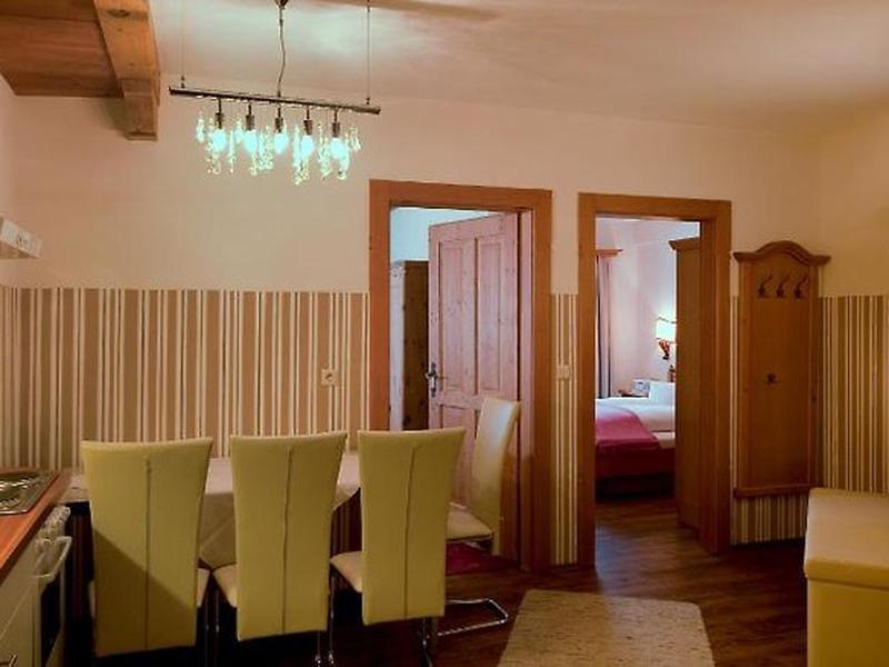 5659FC7154D50D26C9FC2366E4DF9B8E