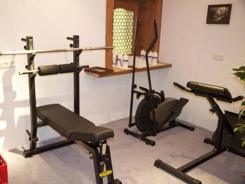 E9F1B9F2309CAA3988FCEDB5E834418D