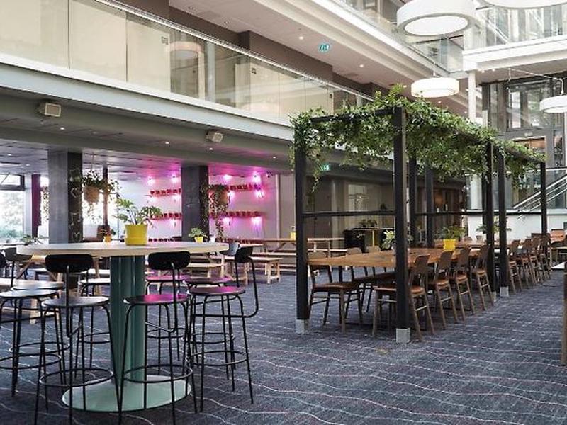 F726BE1349693324ACC1E9BFD79254FB