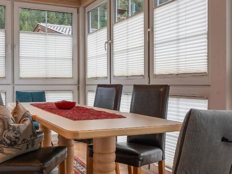 D1716AE8BDC50F793EBEF2CB4403E6F4