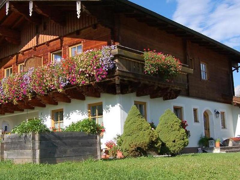 CEBADE216169B8220F8ACFCE63FDF545