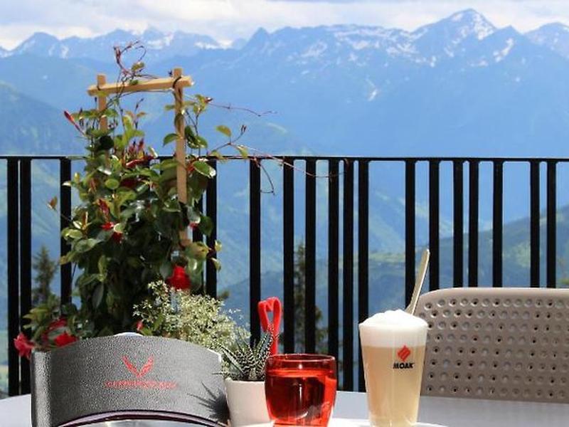 EDA6B28E7F13450D7691BF98A87E2A70