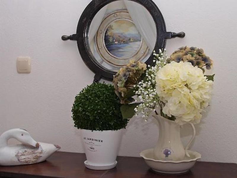 D3E483DEC379F0FA2519EF2CB8C8F8E2