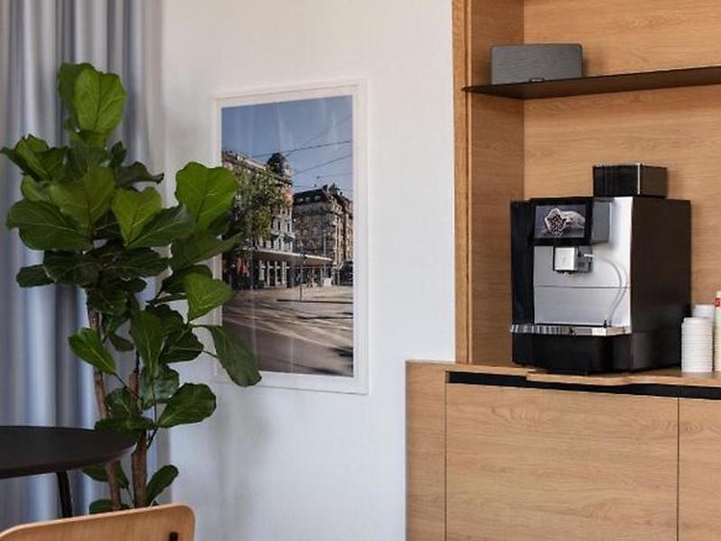 0617D9816969F496B1B6BFBC04F40B09