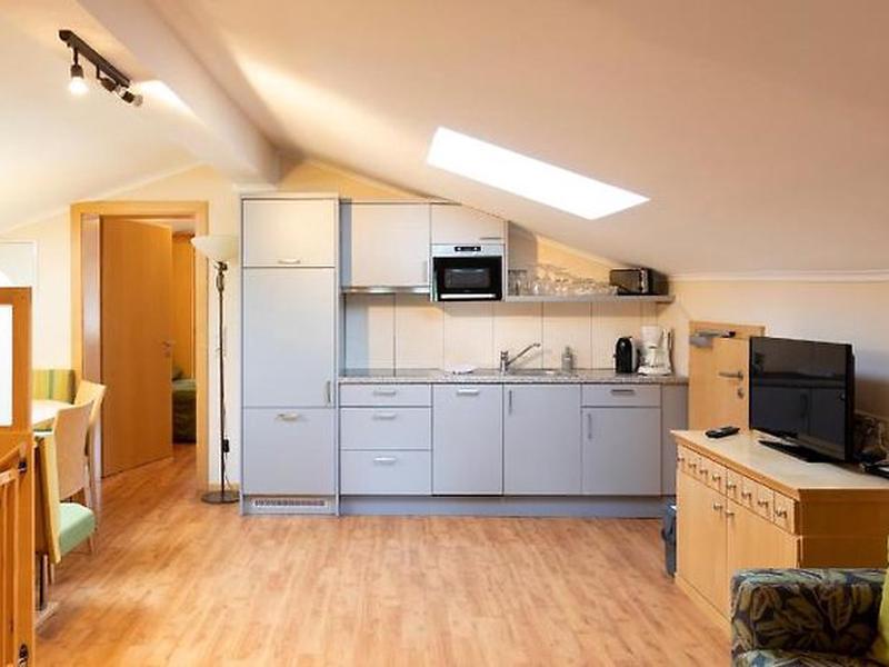 28A36380E60FAF784C71BF4D50BCD087