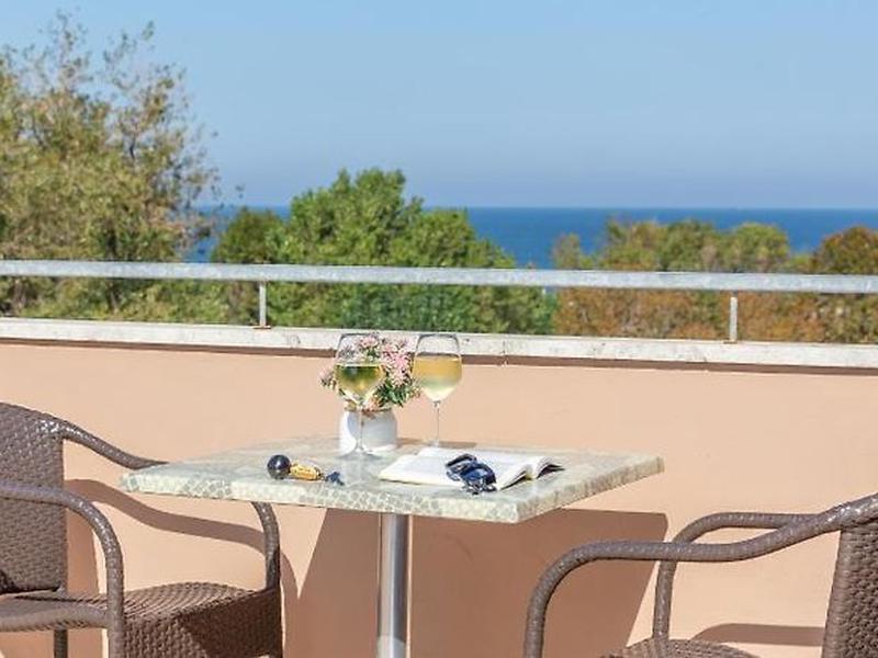 079630B8A7A225407C95D8C6E7FDEE2C