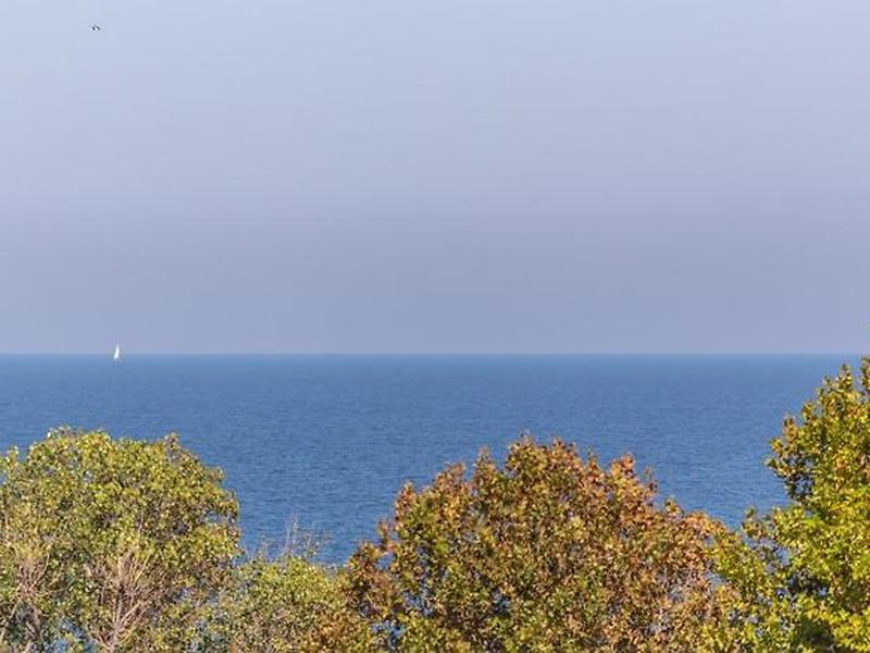 3EC0D13D5EDF70A16F368AECFD81ECCB