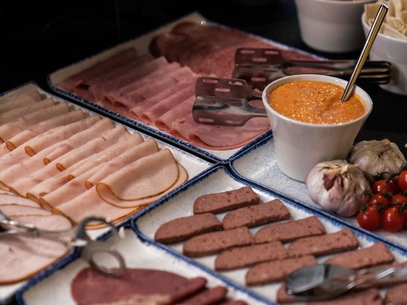 C9212E26C3ED1F75E4CDE75F57D58539