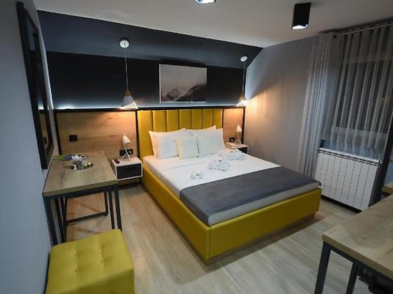 32F54438AC5A78E24421FD7086929F09