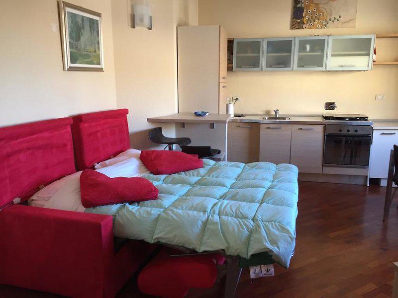 EEDF4DF5B66B5CE2714E3E191B18996D