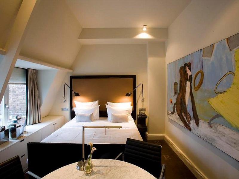 F40656A5C360C9291E00BA1261F32CAD