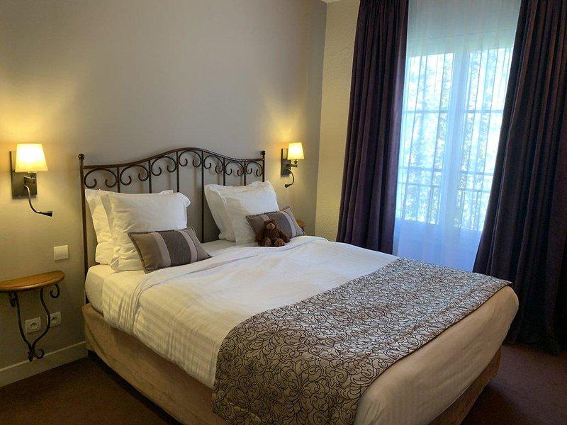 A33BADC9A613831CE582D11EAA2B035F