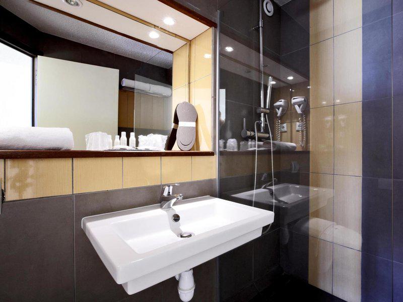 D843A38B5D2F1D3D1AF95EFACC8A8418