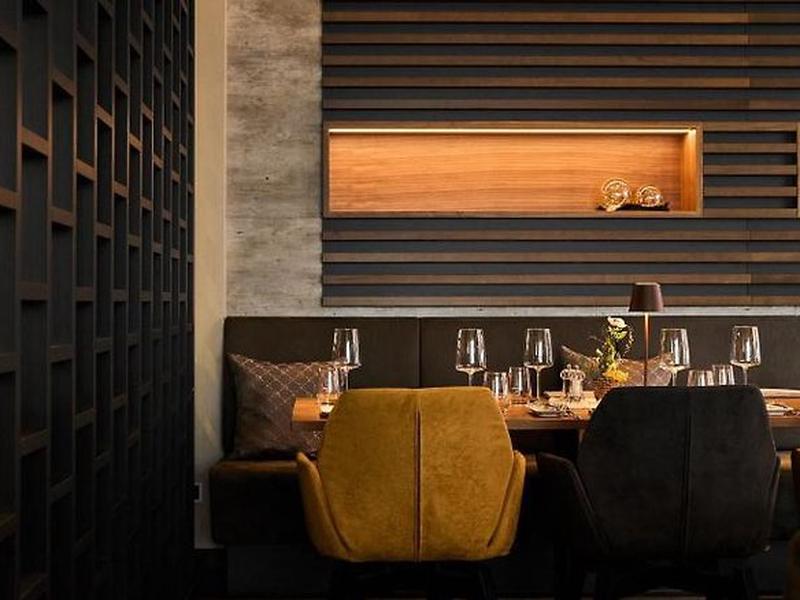 373F2516F69BBD3CDE305FB5B609A0CE