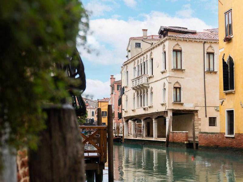 CA9A77FCFB9FC8AB1BD156569E6C49AB