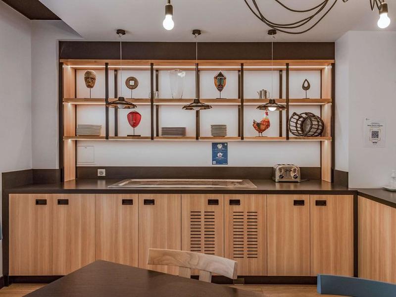 F9B236EC748D72823405F61ED88A439C