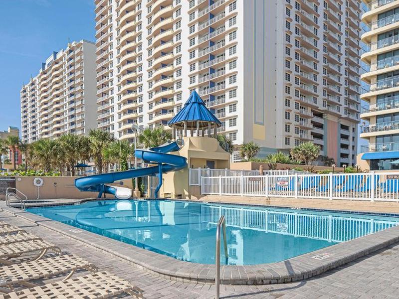 3EBEC28A978F8498CE4513F864D1F42C