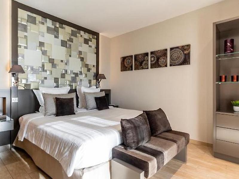 57AC3AAB88029056769FDD29DDF580B3