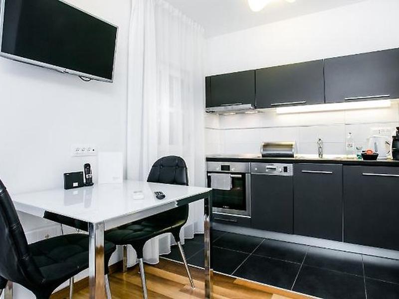 B6D178CFCFC33C784EC88737F002E7F0